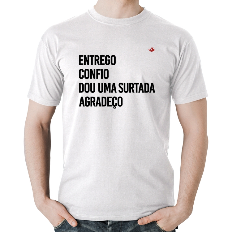 Camiseta Algodão Dou uma surtada - Branca
