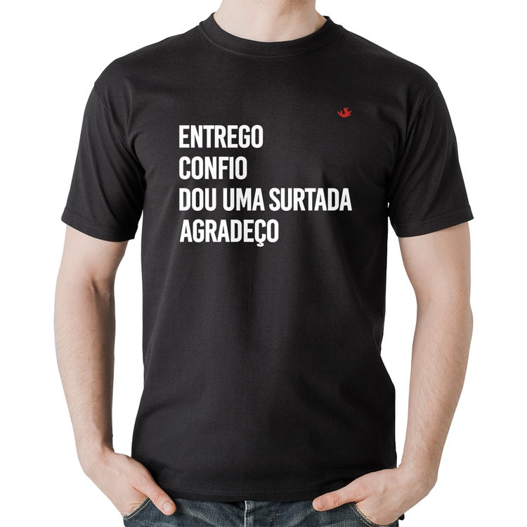 Camiseta Algodão Dou uma surtada