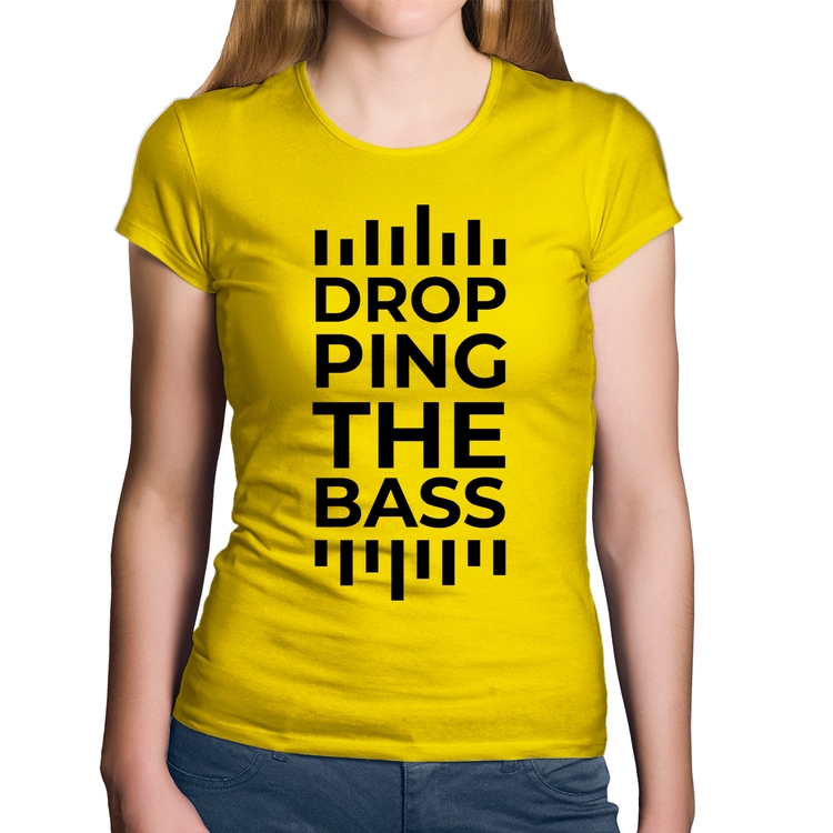 Baby Look Algodão Dropping The Bass - Amarela