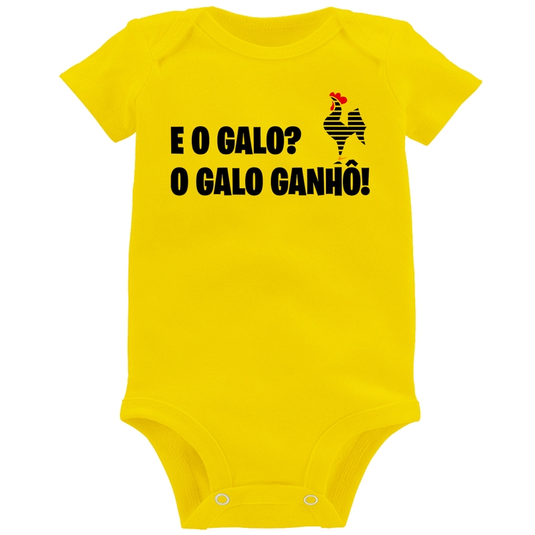 Body Bebê E o galo? O galo ganhô! - Amarelo