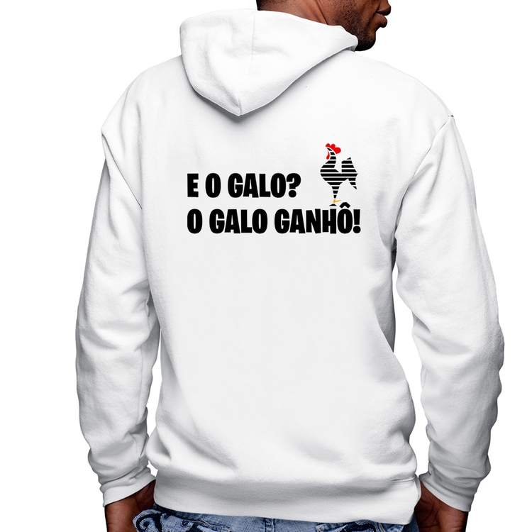 Blusa Moletom E o galo? O galo ganhô! Masculina com Capuz e Zíper - Branca
