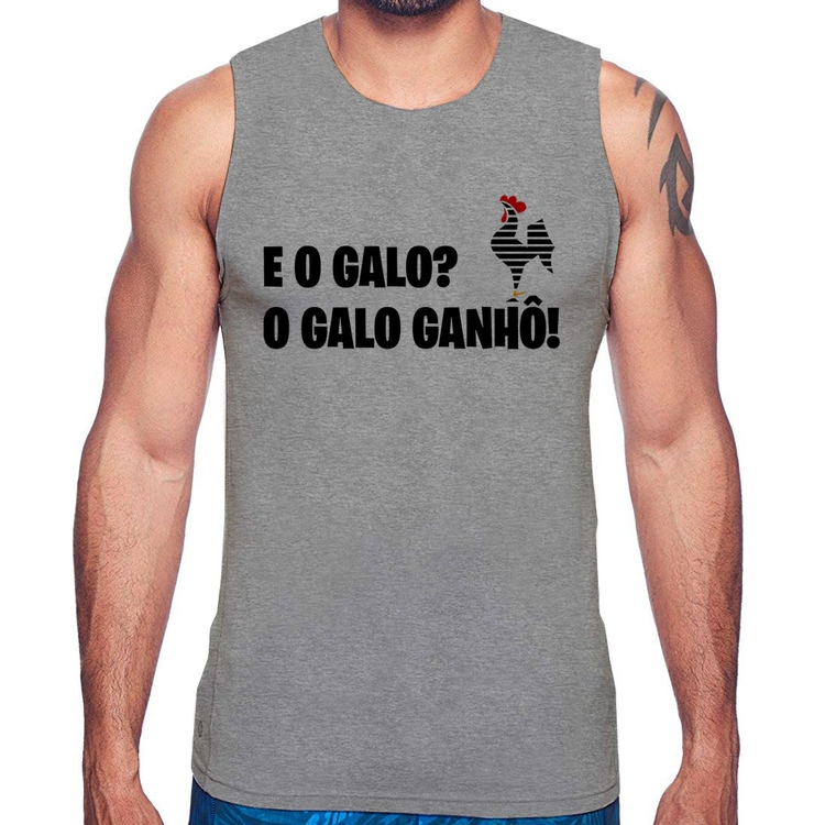 Regata E o galo? O galo ganhô! - Cinza