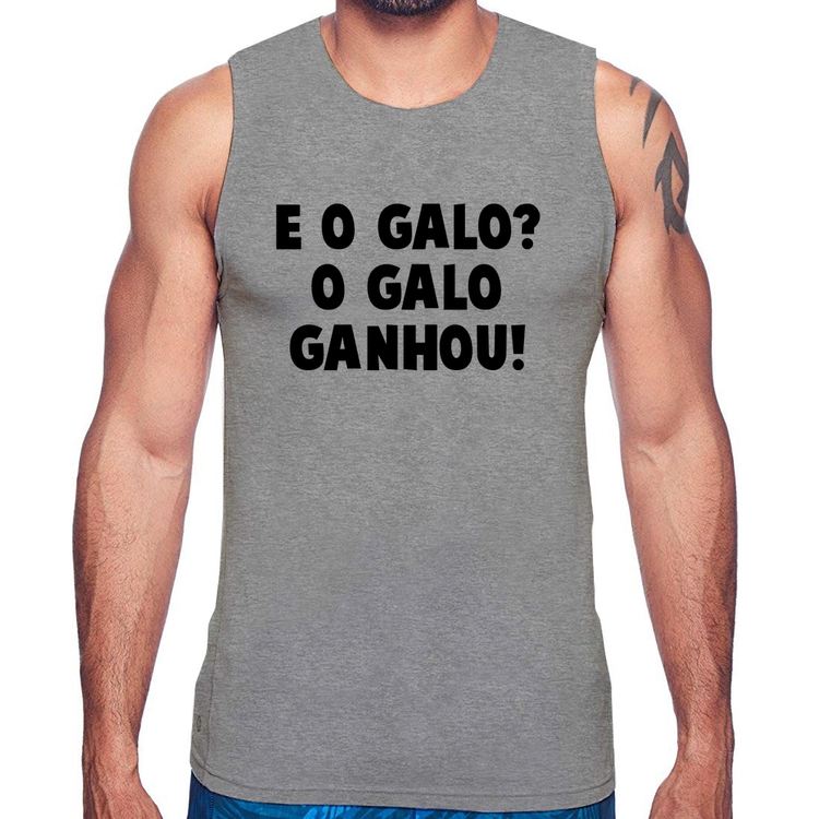 Regata E o galo? O galo ganhou! - Cinza
