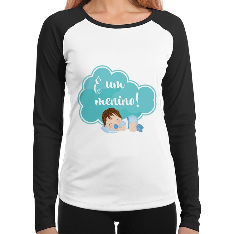 Baby Look Raglan É um menino Manga Longa
