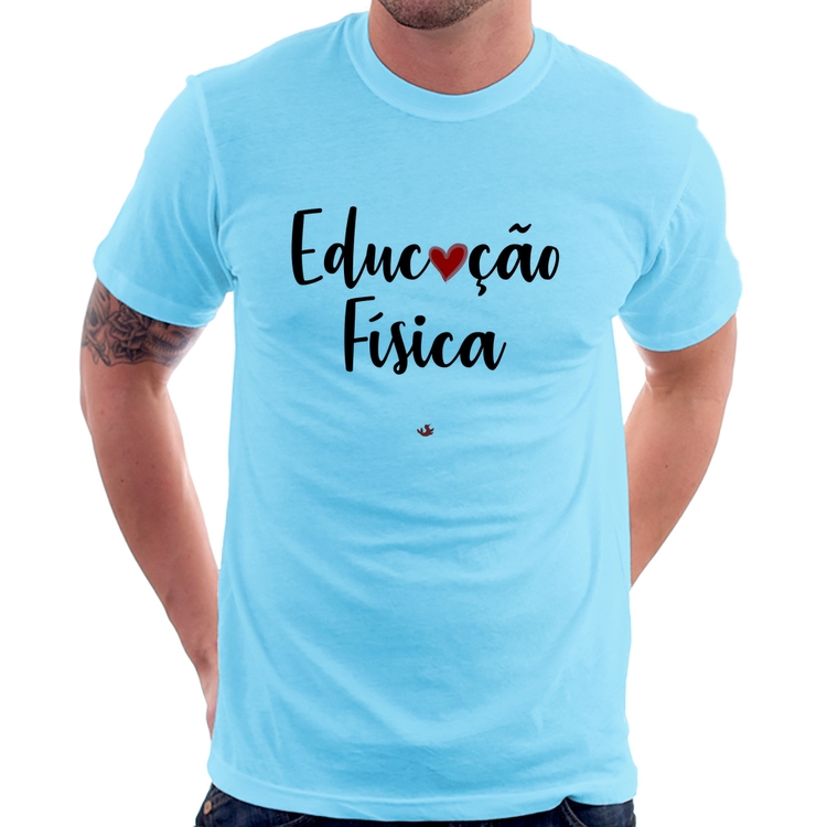 Camiseta Educação Física por amor - Azul Bebê