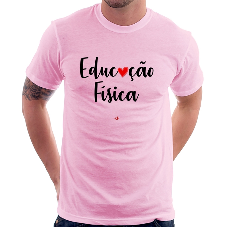 Camiseta Educação Física por amor - Rosa Bebê