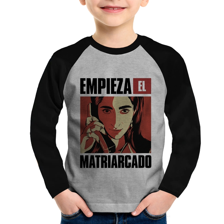 Camiseta Raglan Infantil Empieza el matriarcado Manga Longa - Cinza/Preto