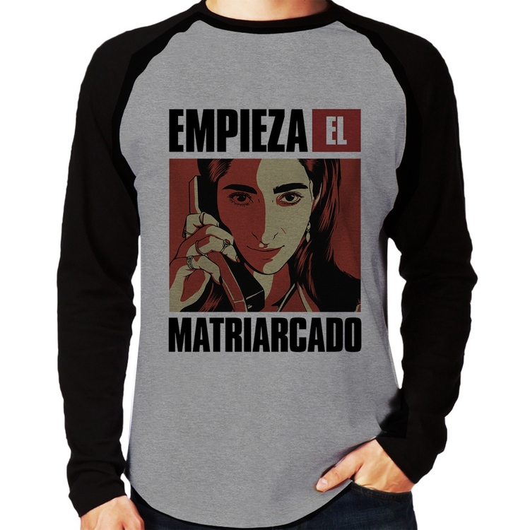 Camiseta Raglan Empieza el matriarcado Manga Longa - Cinza/Preto