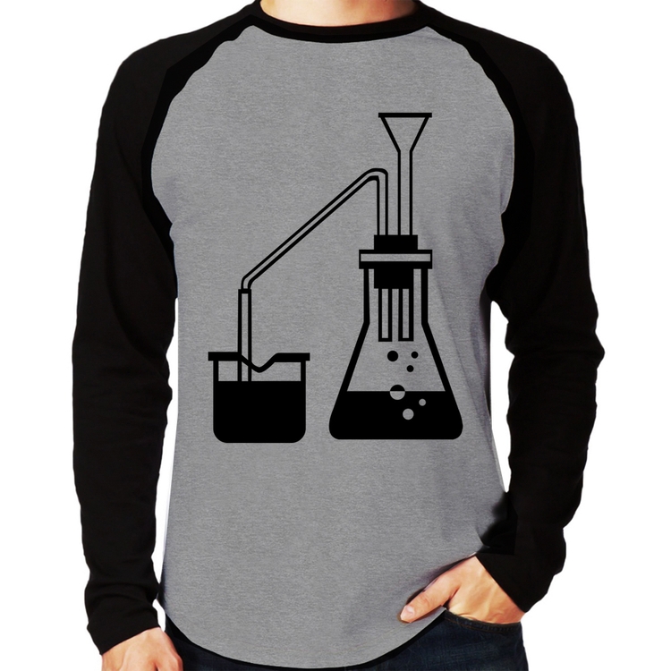 Camiseta Raglan Química Erlenmeyer e Bequer Manga Longa - Cinza/Preto