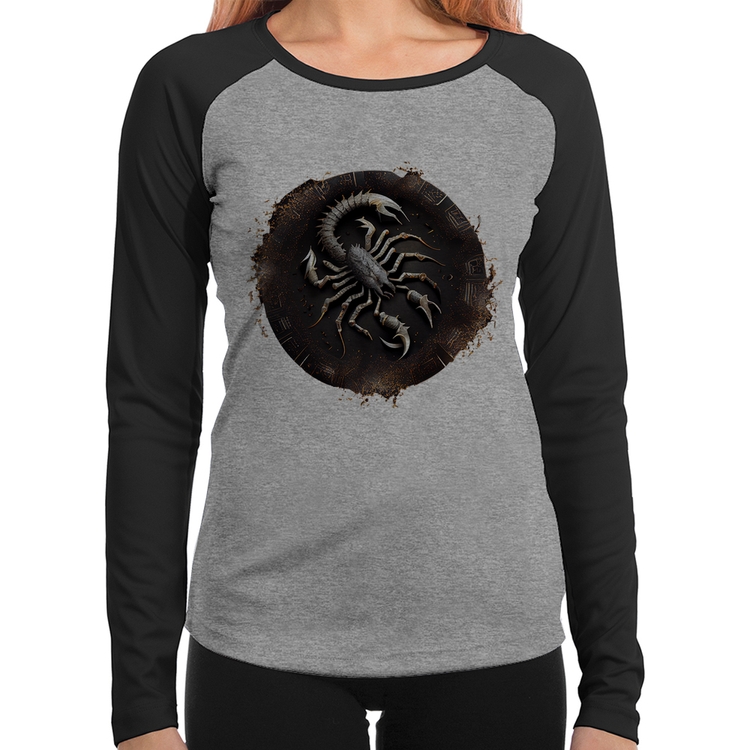 Baby Look Raglan Escorpião Sígno Manga Longa - Cinza/Preto