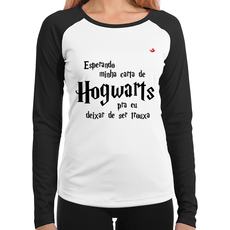 Baby Look Raglan Esperando minha carta de Hogwarts Manga Longa