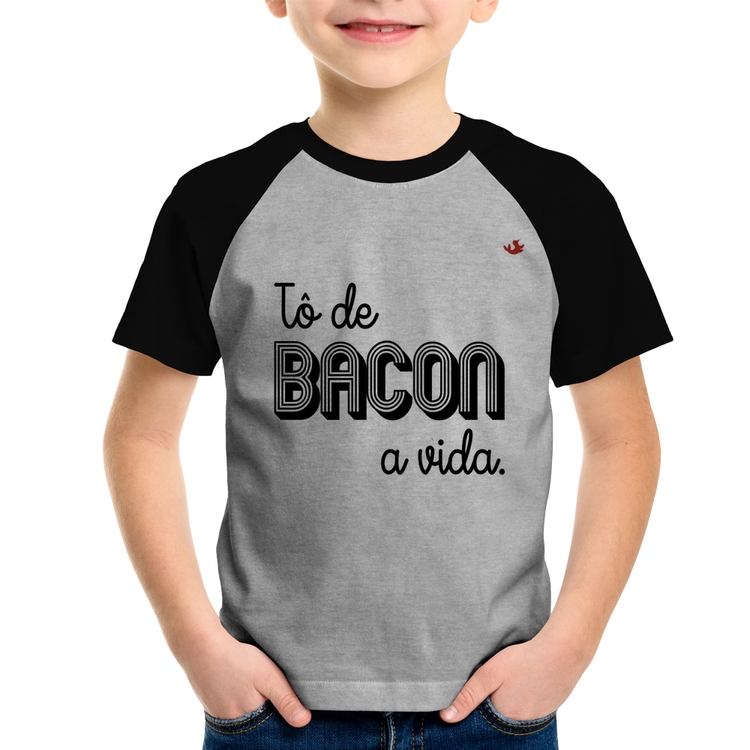 Camiseta Raglan Infantil Estou de bacon a vida - Cinza/Preto