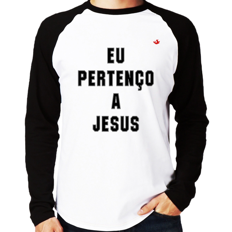 Camiseta Raglan Eu pertenço a Jesus Manga Longa