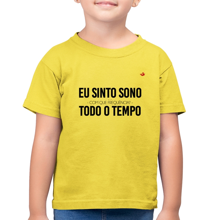 Camiseta Algodão Infantil Eu sinto sono, todo o tempo - Amarelo Canário