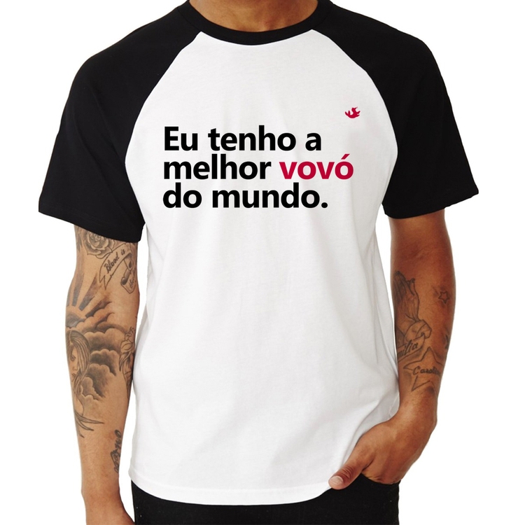 Camiseta Raglan Eu tenho a melhor vovó do mundo