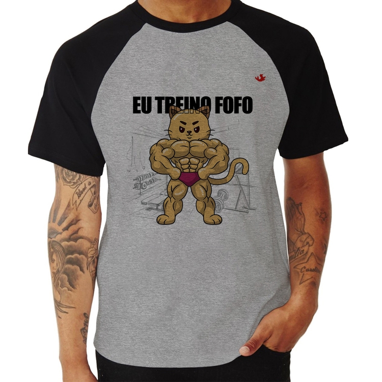 Camiseta Raglan Eu treino fofo - M - Cinza/Preto
