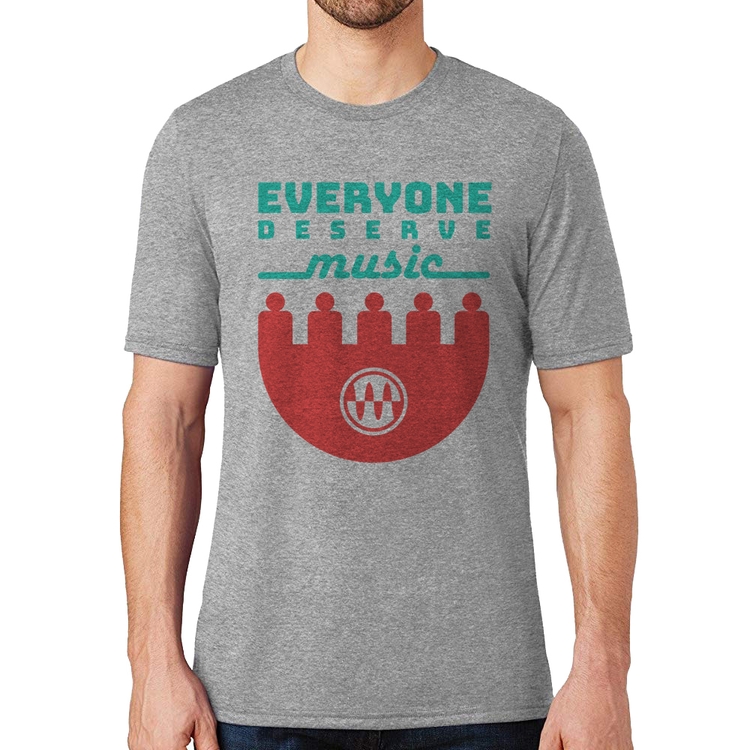 Camiseta Everyone Deserve Music - Cinza
