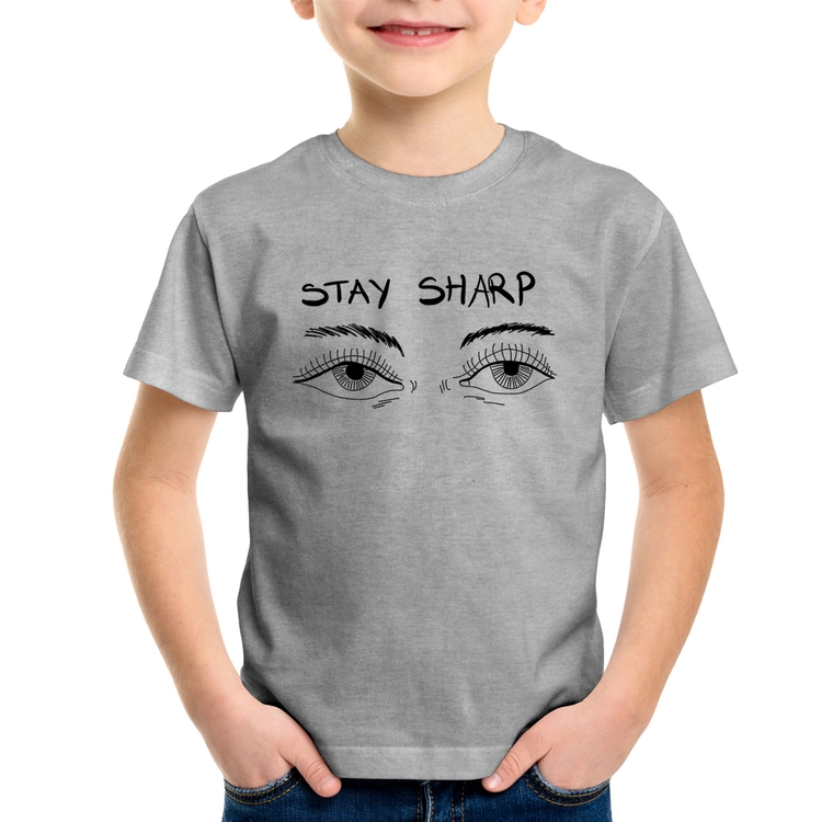 Camiseta Infantil Eyes Stay Sharp - Cinza