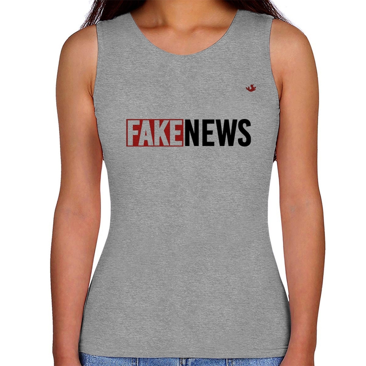 Regata Feminina Fake News - Cinza