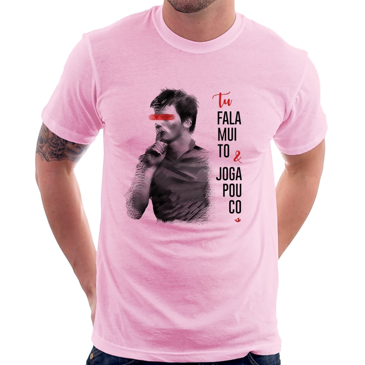 Camiseta Fala muito & Joga pouco - Rosa Bebê