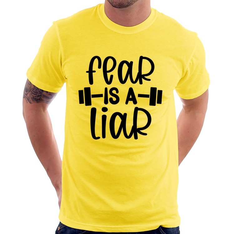 Camiseta Fear Is A Liar - Amarela