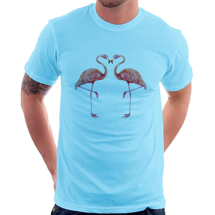 Camiseta Flamingos coração - Azul Bebê
