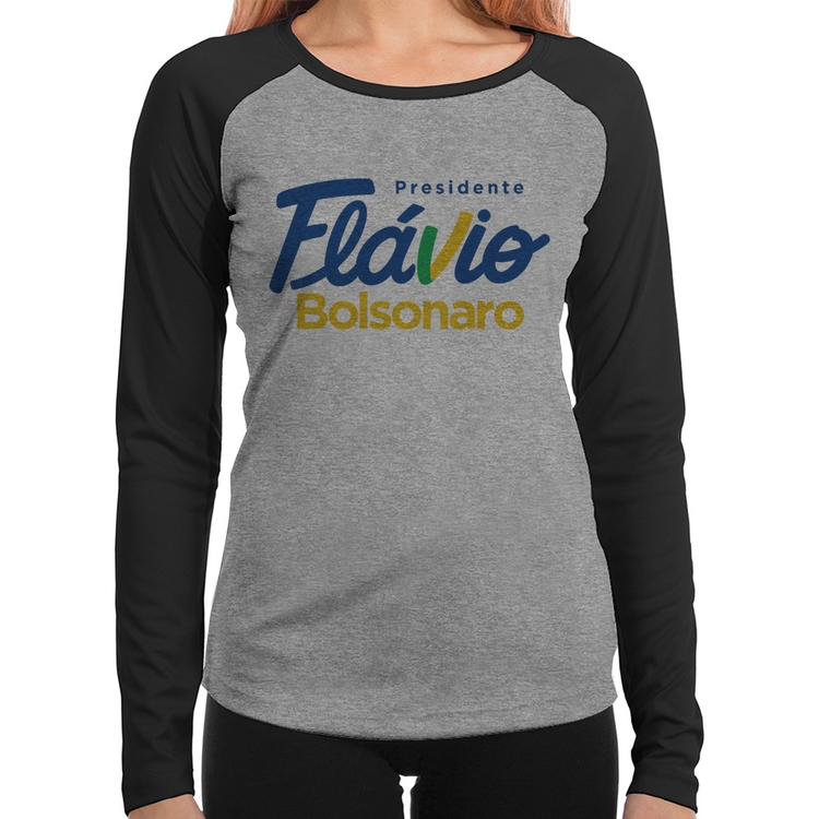 Baby Look Raglan Flávio Bolsonaro Presidente 2026 PL 22 Manga Longa - Cinza/Preto
