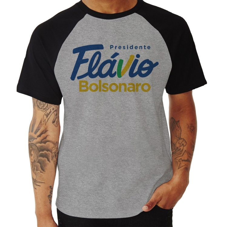 Camiseta Raglan Flávio Bolsonaro Presidente 2026 PL 22 - Cinza/Preto