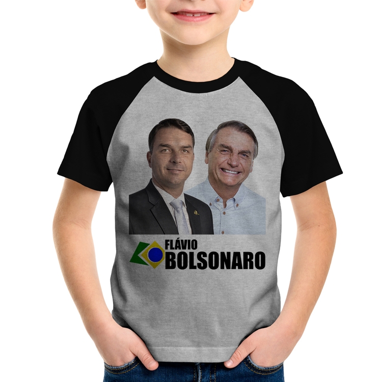 Camiseta Raglan Infantil Flávio e Jair Bolsonaro - Cinza/Preto