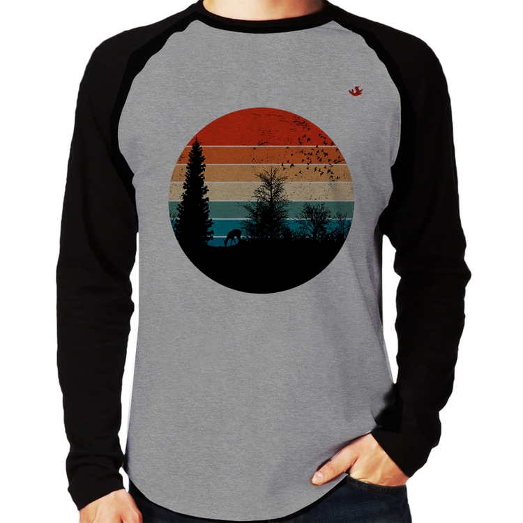 Camiseta Raglan Floresta Vintage Sunset Manga Longa - Cinza/Preto