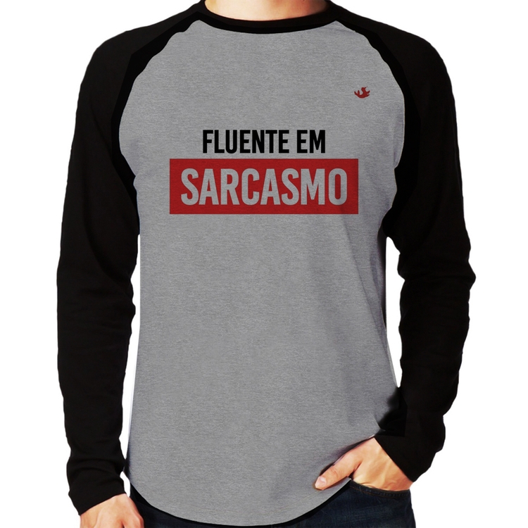 Camiseta Raglan Fluente em sarcasmo Manga Longa - Cinza/Preto