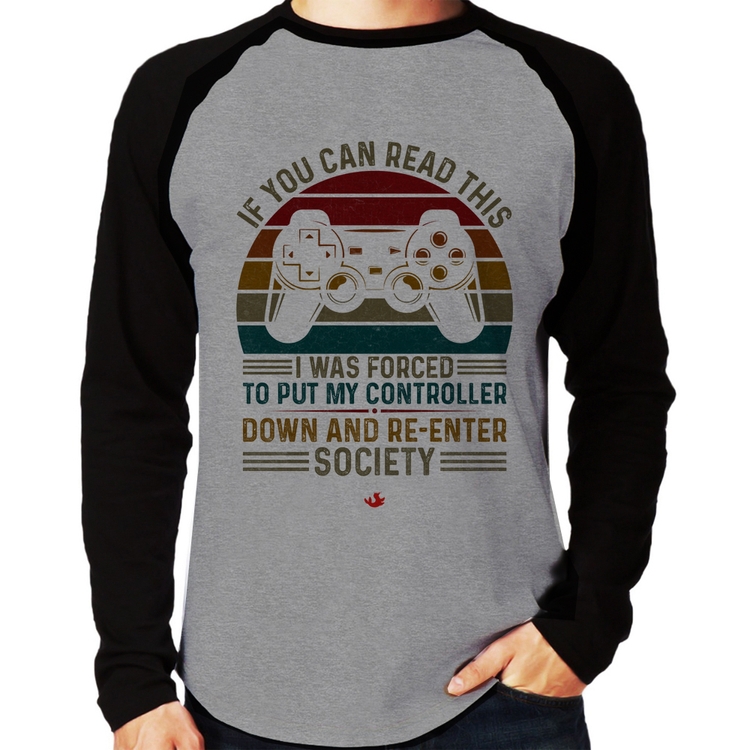 Camiseta Raglan Forced to reenter society Manga Longa - Cinza/Preto