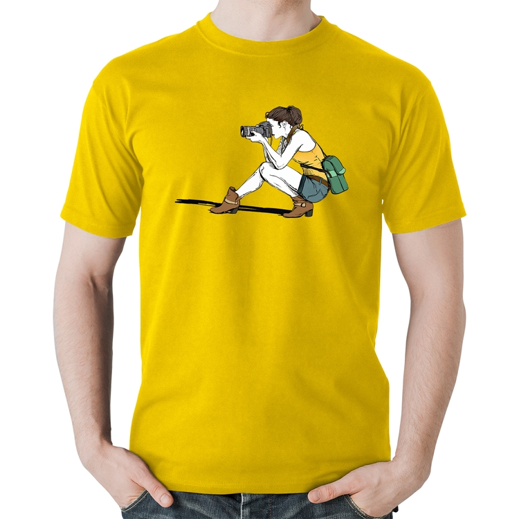 Camiseta Algodão Fotógrafa Desenho - Amarela