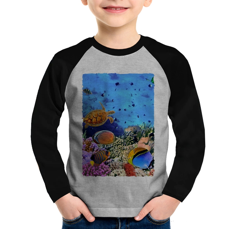 Camiseta Raglan Infantil Fundo do Mar Manga Longa - Cinza/Preto