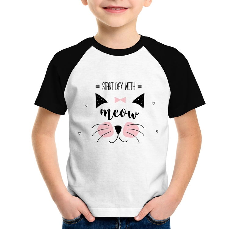Camiseta Raglan Infantil Gatinha Start Day With Meow