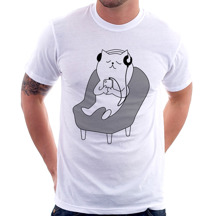 Camiseta Gatinho Ouvindo Música