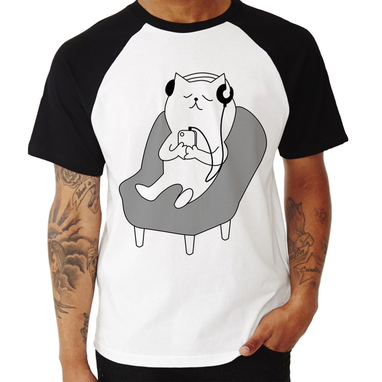 Camiseta Raglan Gatinho Ouvindo Música