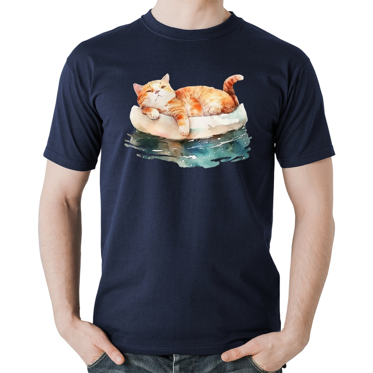 Camiseta Algodão Gatinho Relaxando na Bóia - Marinho
