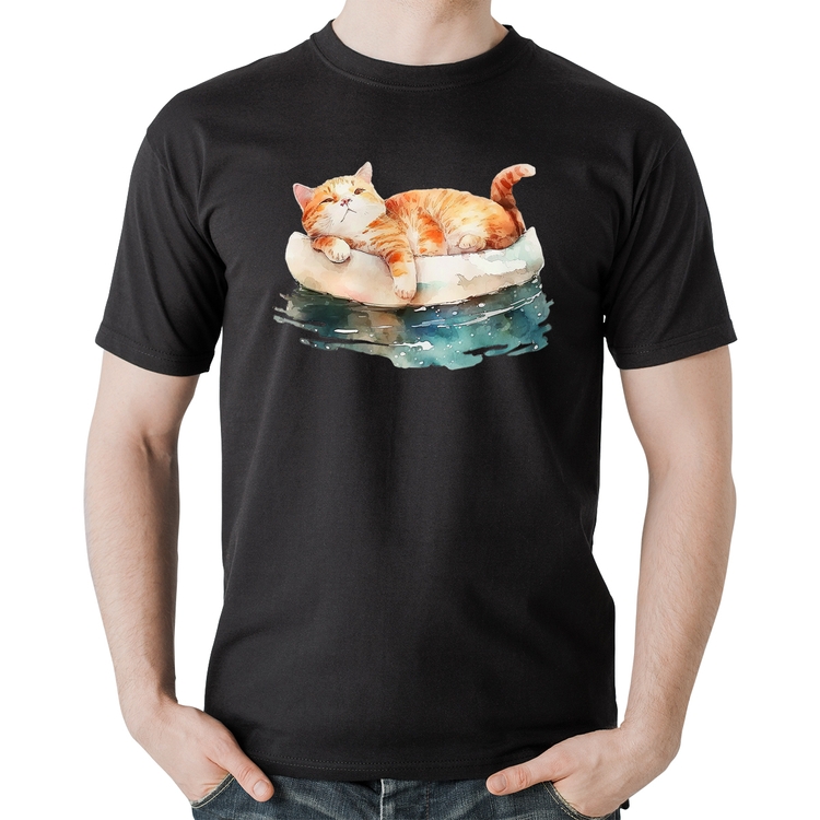 Camiseta Algodão Gatinho Relaxando na Bóia