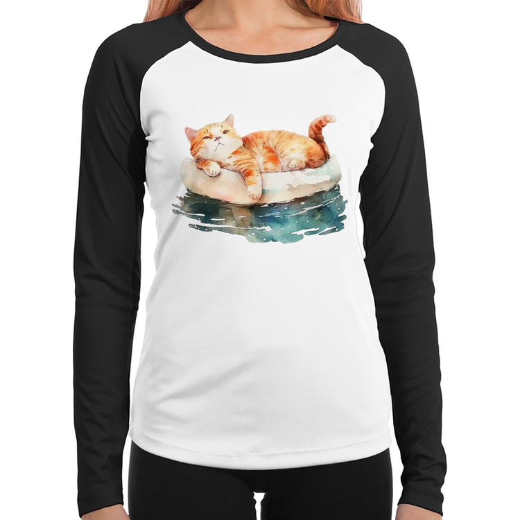 Baby Look Raglan Gatinho Relaxando na Bóia Manga Longa