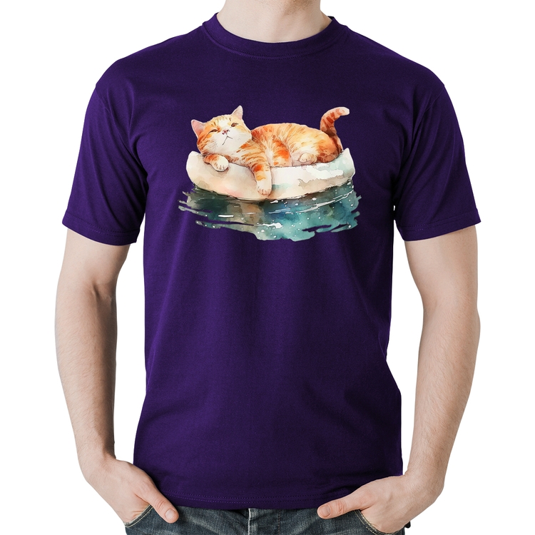 Camiseta Algodão Gatinho Relaxando na Bóia - Roxa