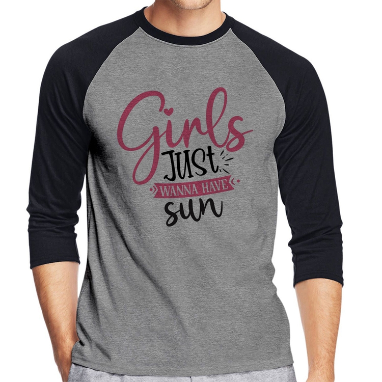 Camiseta Raglan Girls Just Wanna Have Sun Manga 3/4 - Cinza/Preto