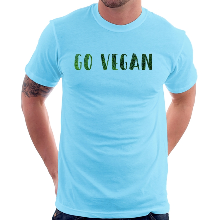Camiseta Go Vegan - Azul Bebê