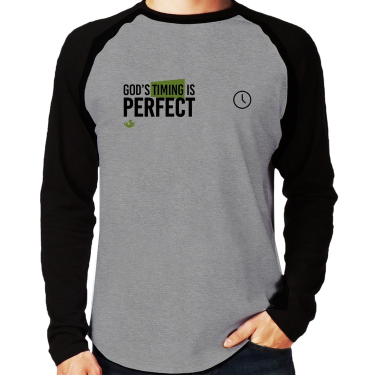 Camiseta Raglan God's timing is perfect Manga Longa - Cinza/Preto