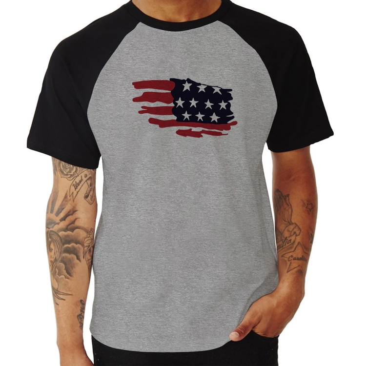 Camiseta Raglan Handrawn Flag - Cinza/Preto