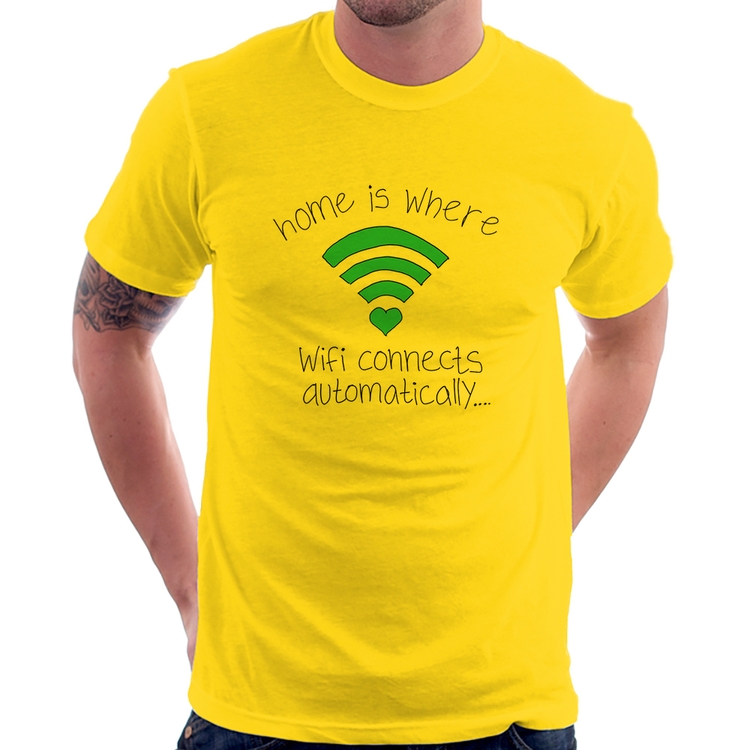 Camiseta Home Is Where Wifi Connects Automatically - Amarela