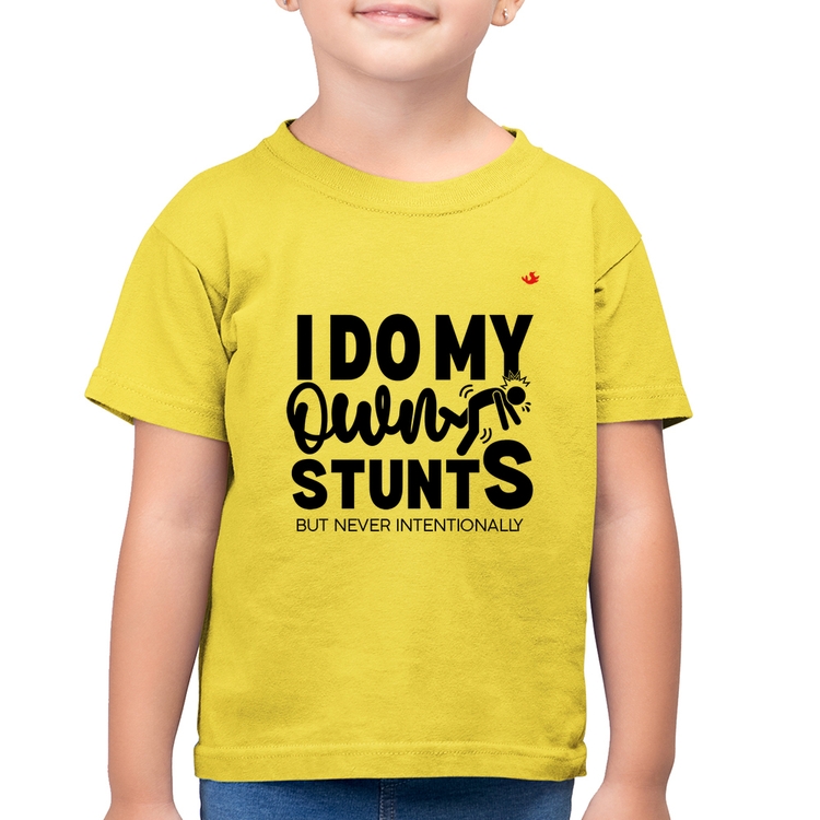 Camiseta Algodão Infantil I do my own stunts but never intentionally - Amarelo Canário