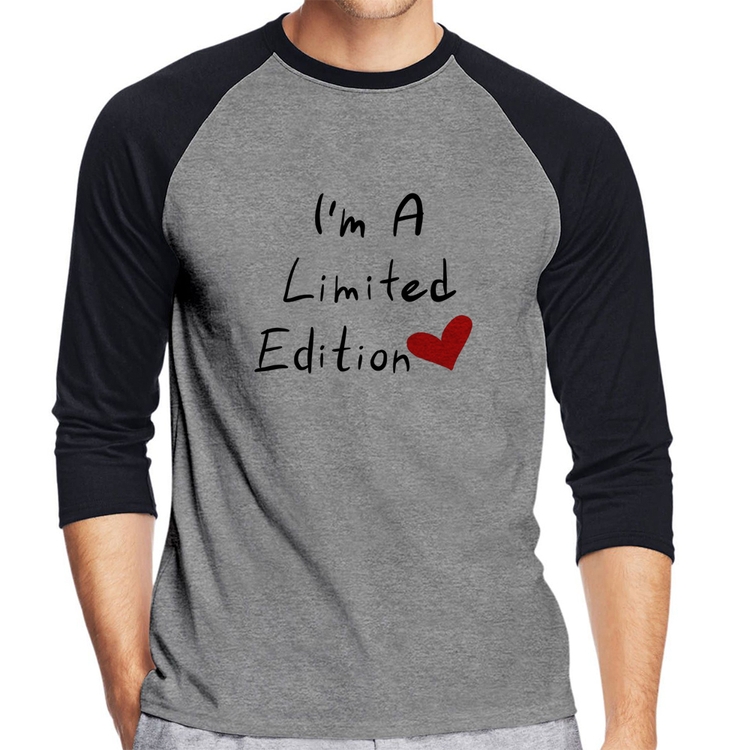 Camiseta Raglan I'm A Limited Edition Manga 3/4 - Cinza/Preto