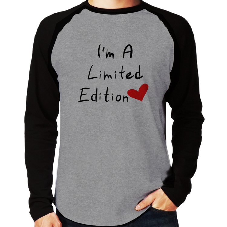 Camiseta Raglan I'm A Limited Edition Manga Longa - Cinza/Preto