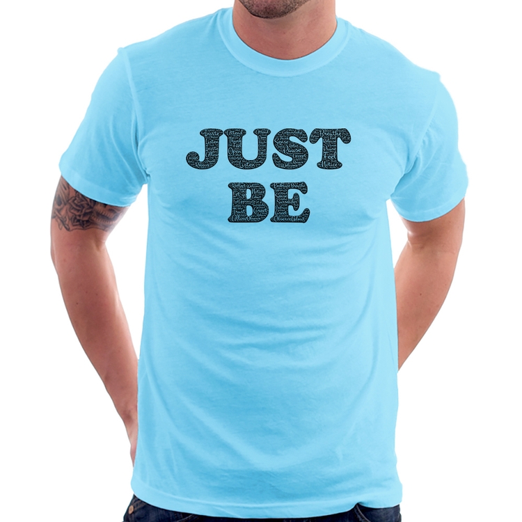 Camiseta Just Be - Azul Bebê